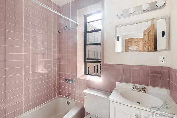 Rented by Mirador Real Estate | media 6