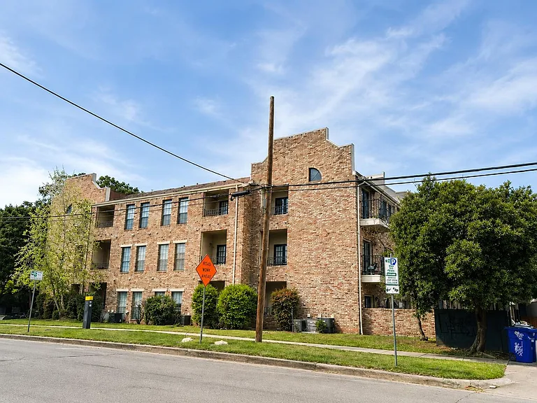 2801 Rio Grande St #203 — Photo 21