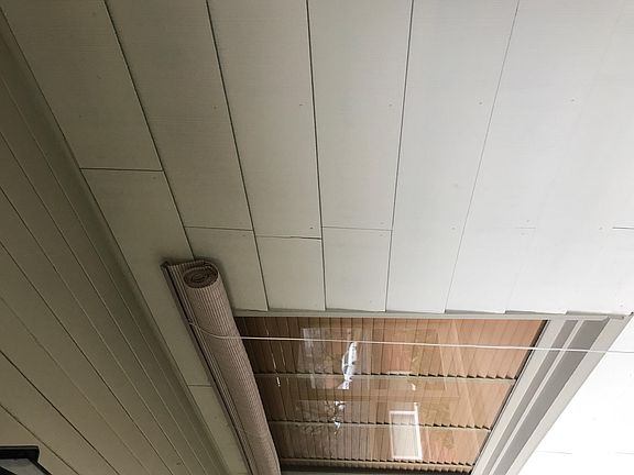 Deck window