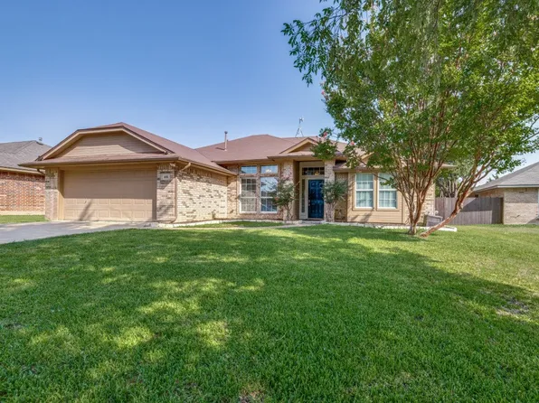 416 Fox Holw, Venus, TX 76084