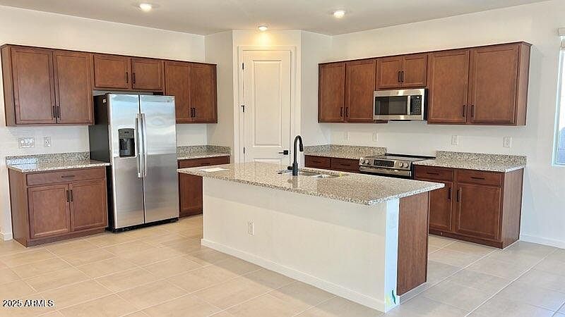 1st image of 25141 W LA SALLE Street