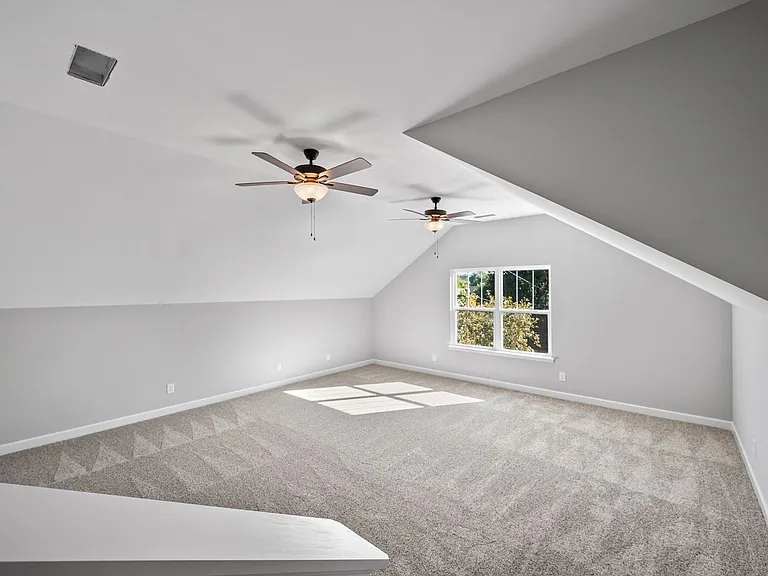 222 Pitts Ave — Photo 9