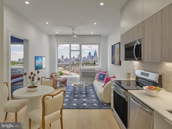 815 N 17th St, Philadelphia, PA