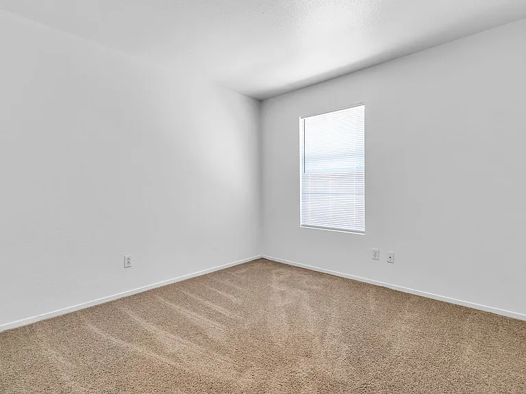 9648 Boylagh Ave — Photo 17