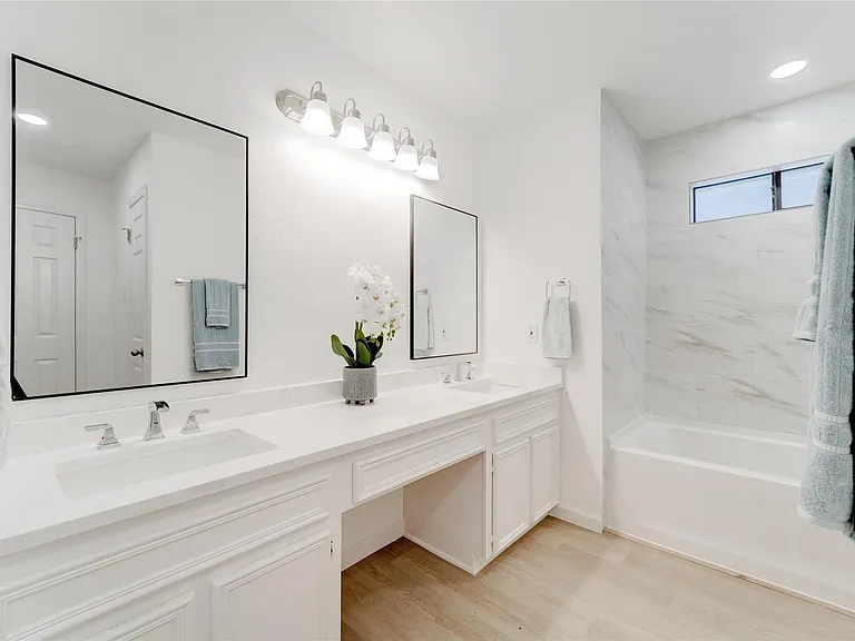12815 Carrera Dr — Photo 18
