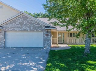 7963 Center St, Clear Lake, MN 55319