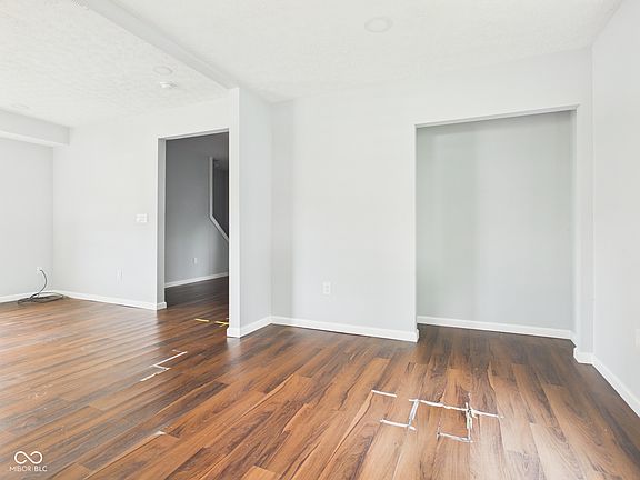 4th image of 508 W Monroe St