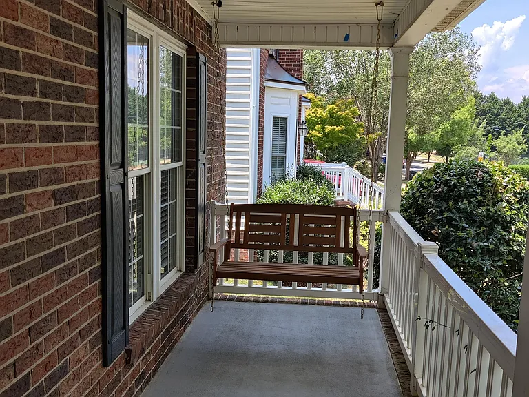 14512 Harvington Dr — Photo 3