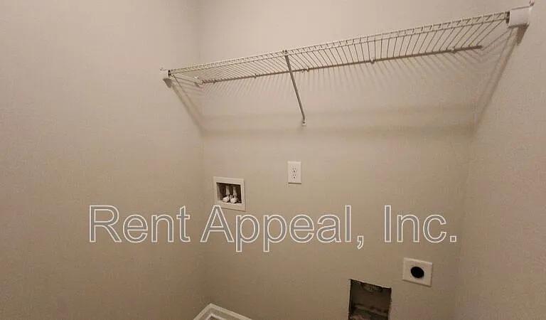 3523 Woodshade Dr — Photo 19