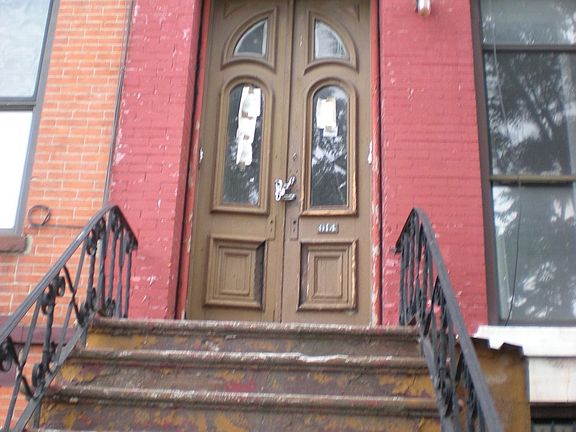 2nd image of 614 Lafayette Ave