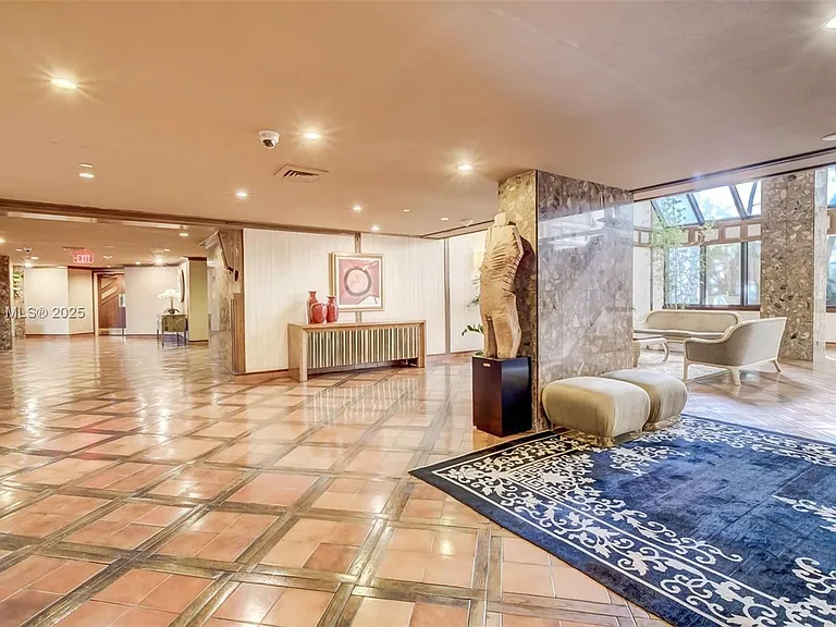 520 Brickell Key Dr #A914 — Photo 32