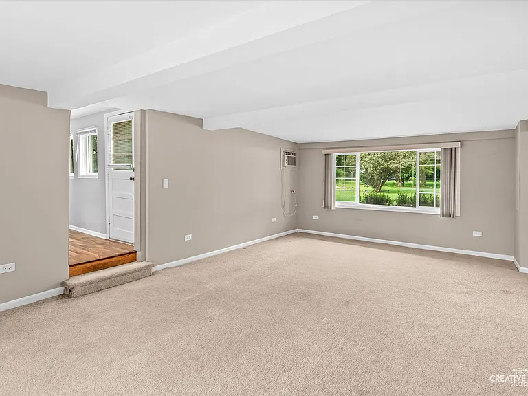 15331 S Corbin St — Photo 3