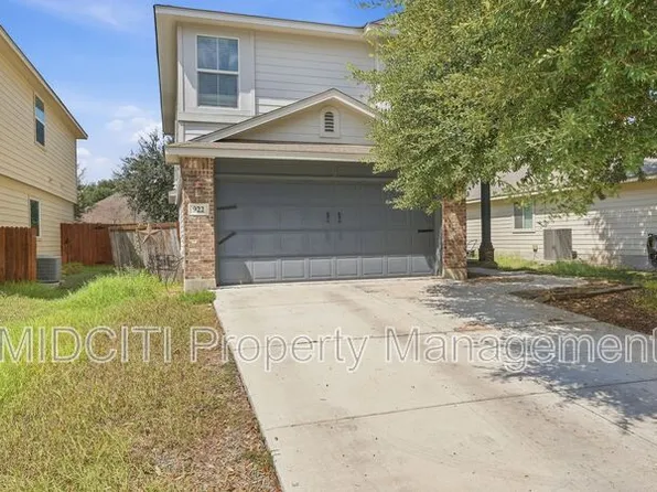922 Darion St, New Braunfels, TX 78130