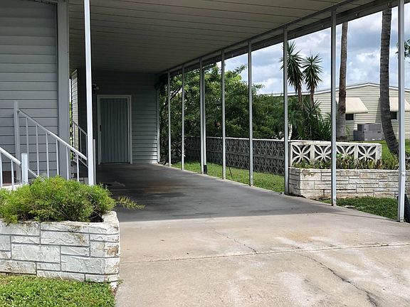 5th image of 5515 Miles Standish Ln #206