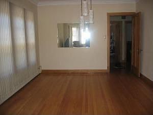 3rd image of 5129 W Wrightwood Ave