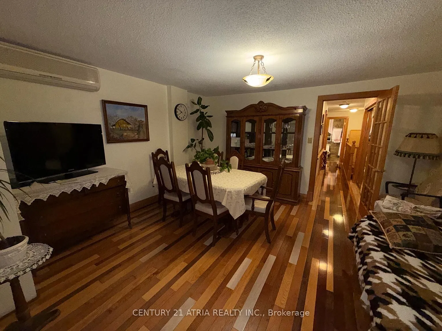 1 bed, $2,000 — Photo 2