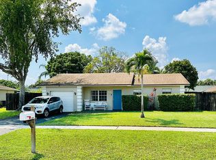 19397 Delaware Cir, Boca Raton, FL 33434