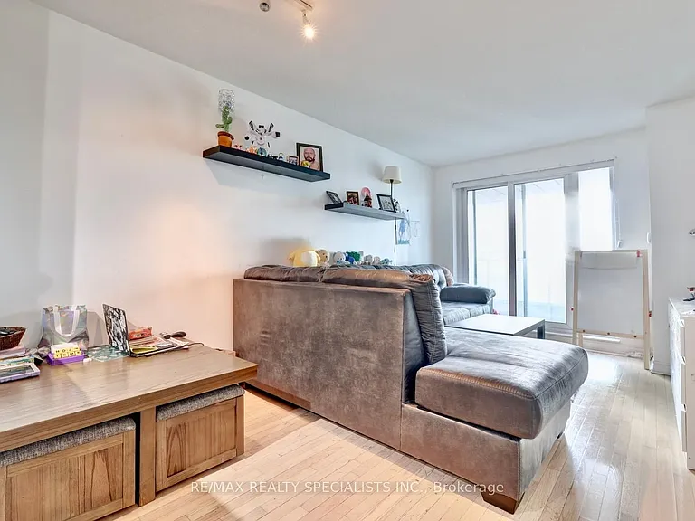 33 Elm Dr W #2108 — Photo 11