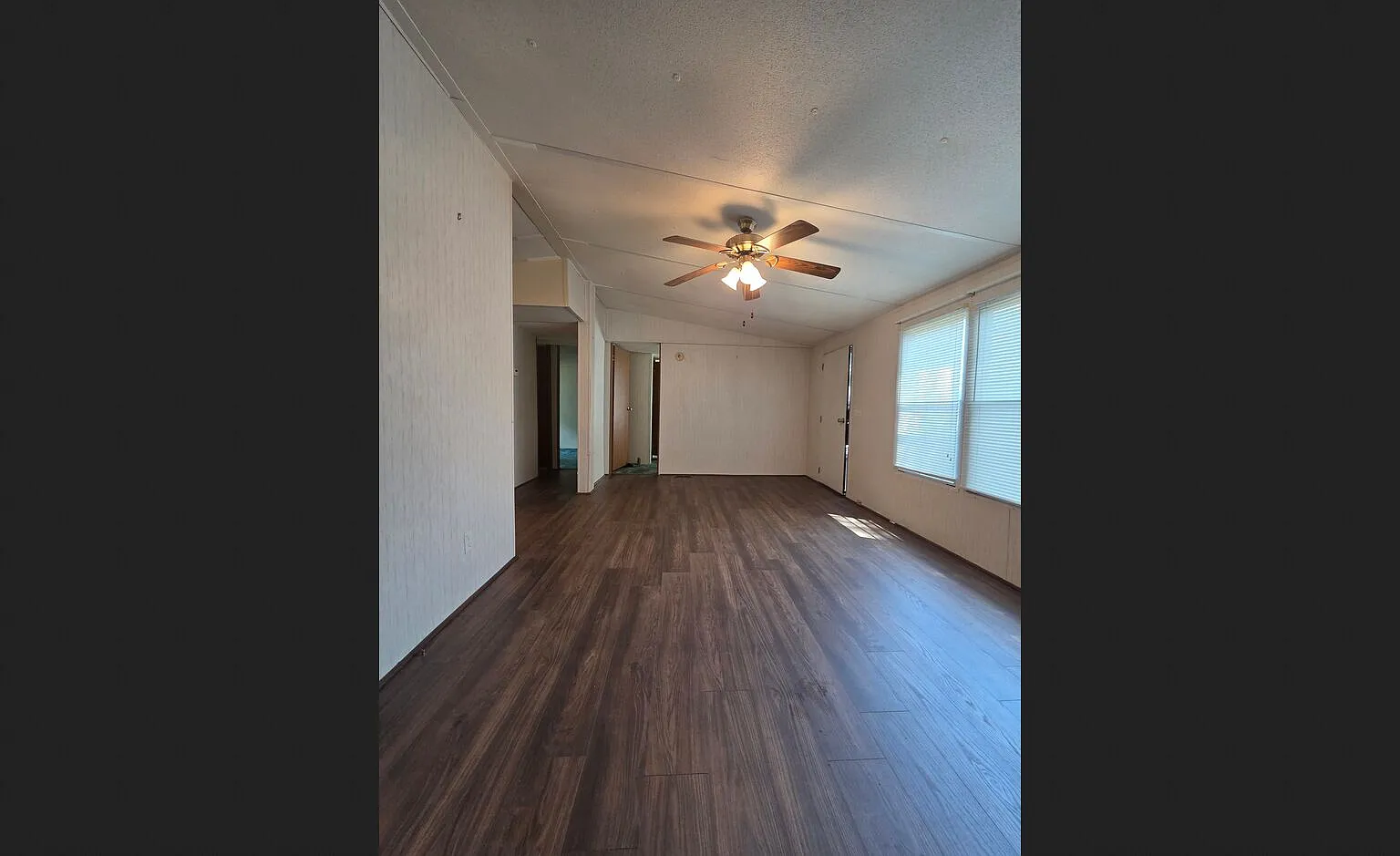 3 bed, 2.0 bath, 1152 sqft, $950 — Photo 4