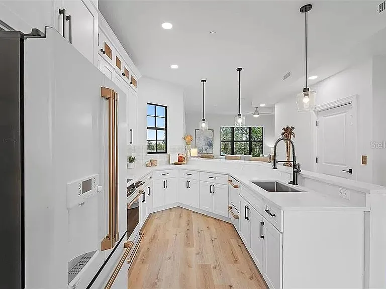 6418 Margarita Shores Ln — Photo 19