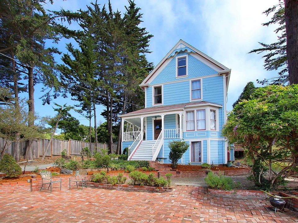 1st image of 6265 Soquel Dr
