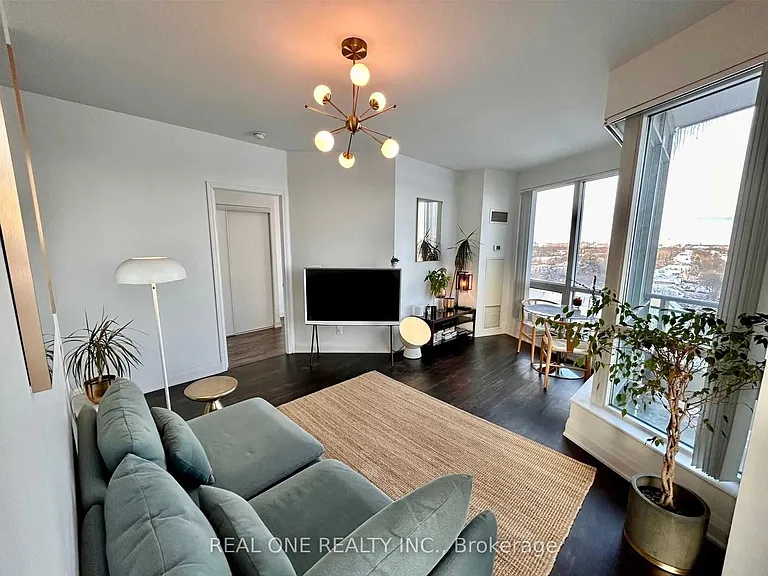 60 Byng Ave #910 — Photo 3