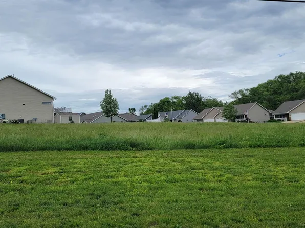 604 E 19th Ave, Coal Valley, IL 61240