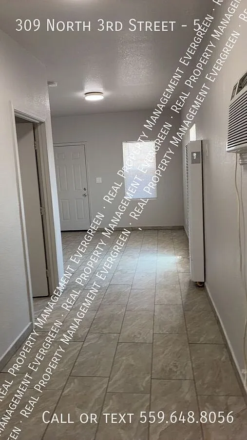 309 North 3rd unit 5 - Move in Special $250 Off of 1st month's rent — Photo 4