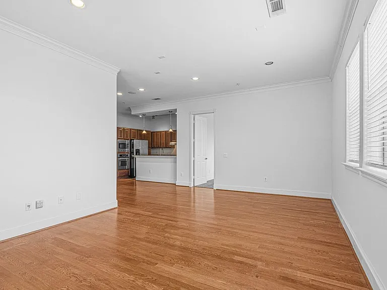 7134 S Mapleridge St #2E — Photo 19
