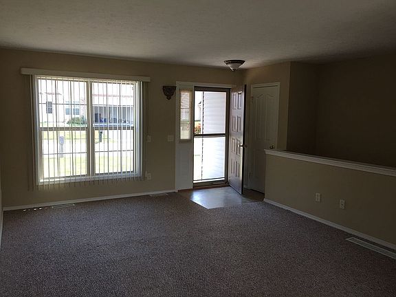 4th image of 18 Amalfi Dr