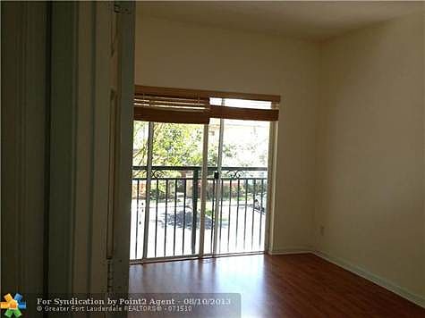 4th image of 1003 N Santa Catalina Cir