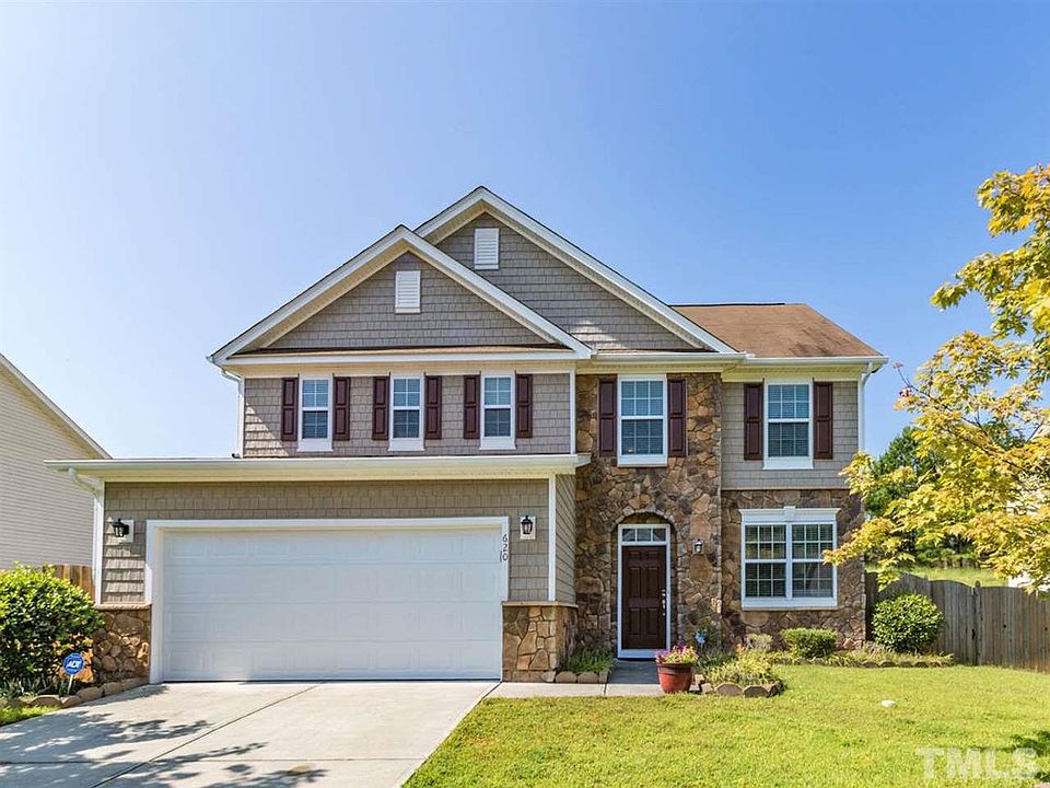 1st image of 620 Ashburn Ln