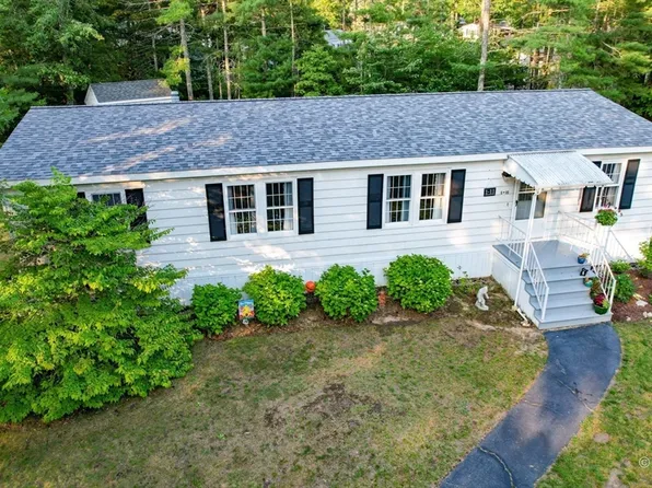 1-11 S Meadow Vlg, Carver, MA 02330