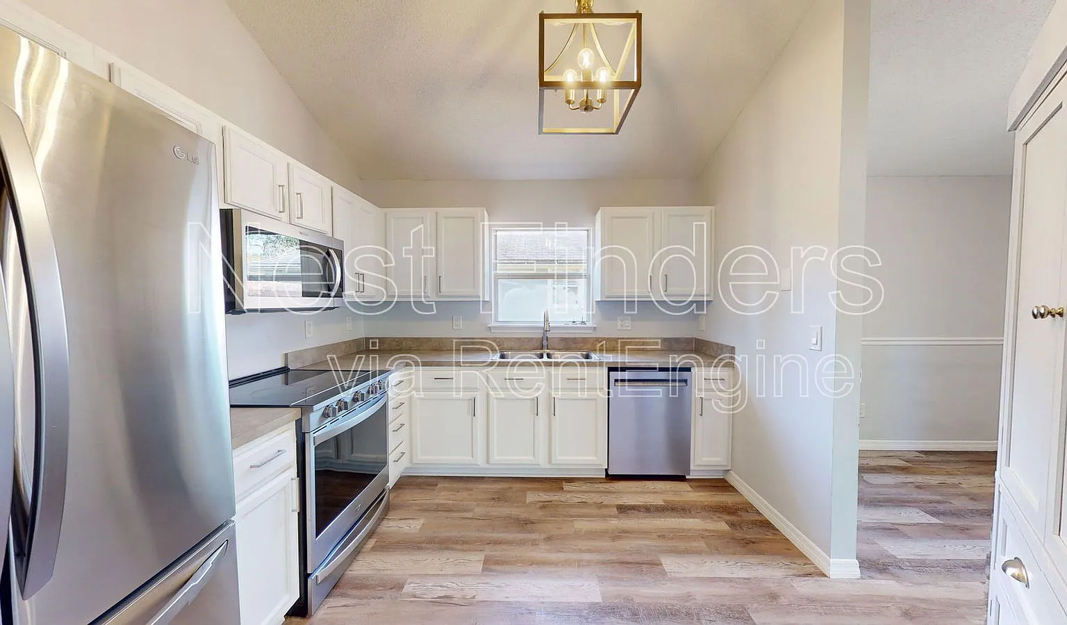 3 bed, 2.0 bath, 1164 sqft, $1,850 — Photo 1