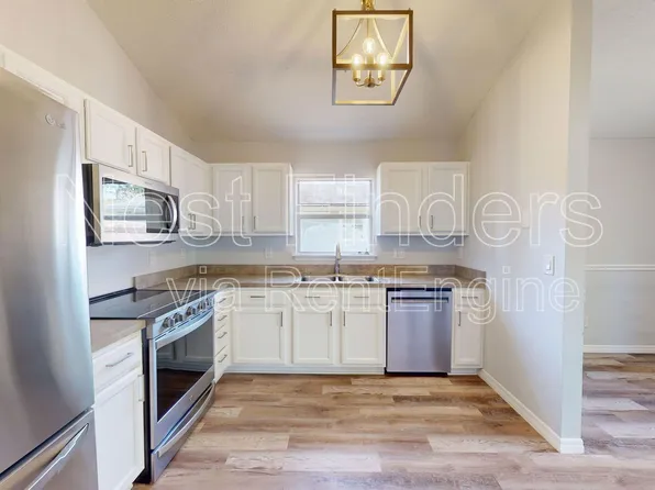 477 Shamrock Ave S, Jacksonville, FL 32218