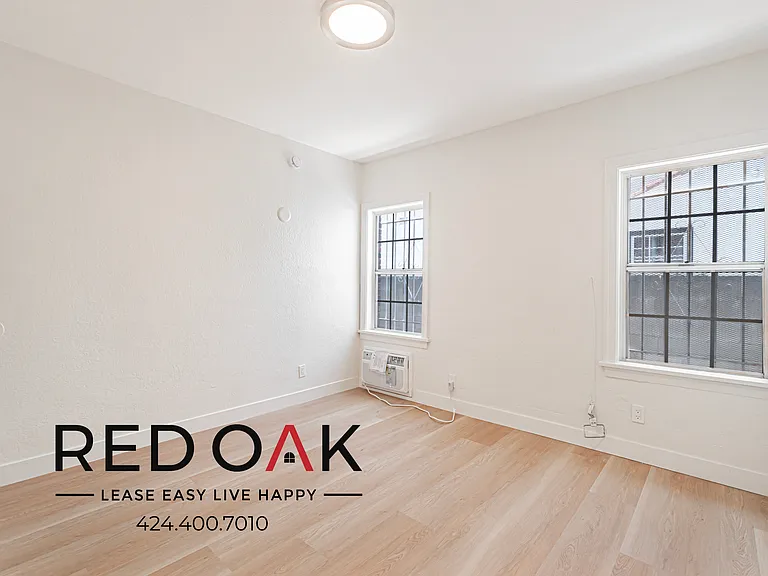 632 E 82nd St #632 — Photo 10