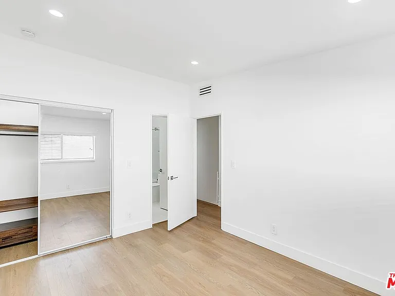 1441 S Bedford St — Photo 8