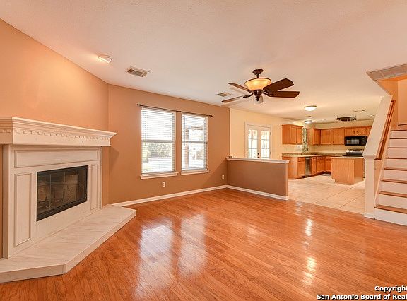 5th image of 169 Spice Oak Ln
