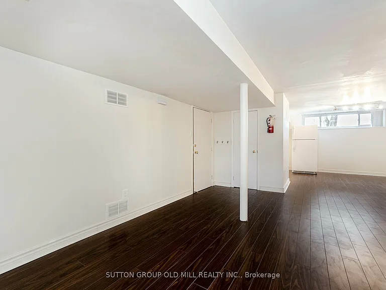 5 Applefield Dr #LOWER — Photo 7