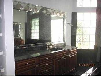 3rd image of 6591 Cobia Cir