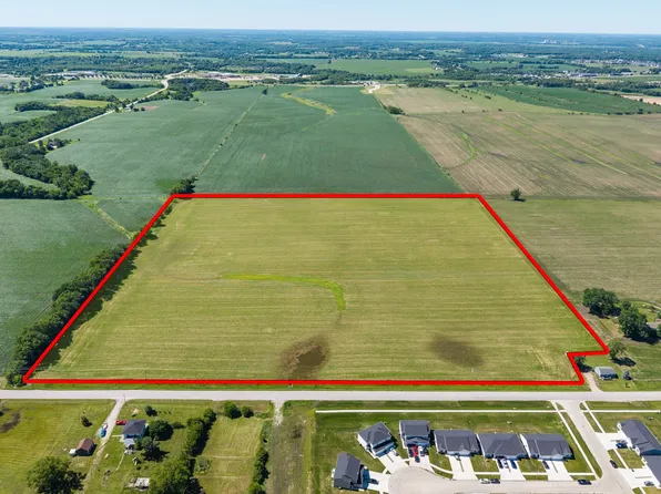 NE 27th Ave, Altoona, IA 50009