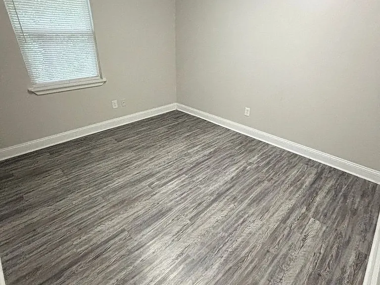 1323 Volusia Street — Photo 6