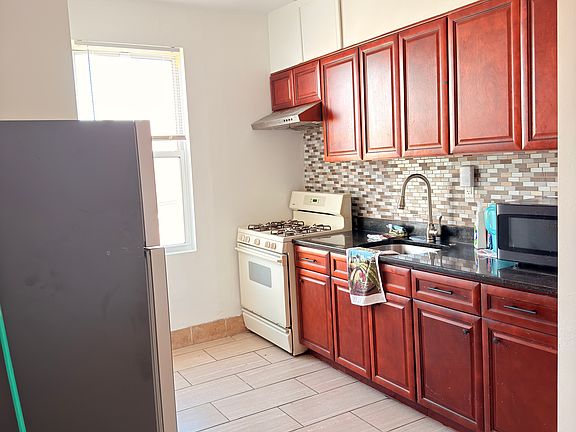 2nd image of 5801 Christian St Floor 2