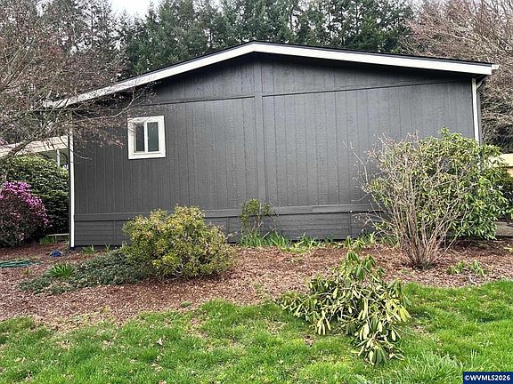 3rd image of 27742 Fern Ridge Rd