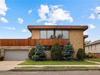 118 Girard St, Brooklyn, NY, 11235