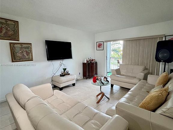 4th image of 8005 Lake Dr APT 308