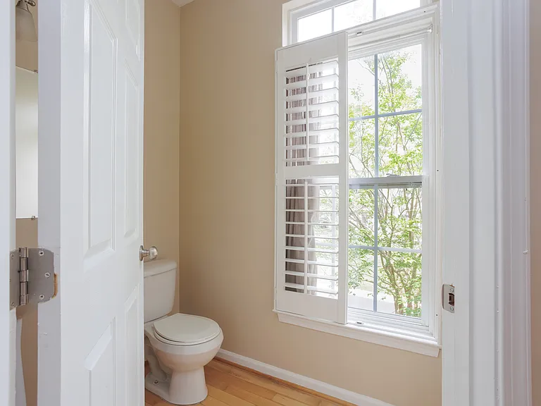 500 Monroe Point Dr — Photo 18
