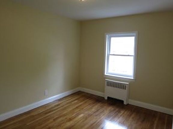 4th image of 2926B Bouck Ave