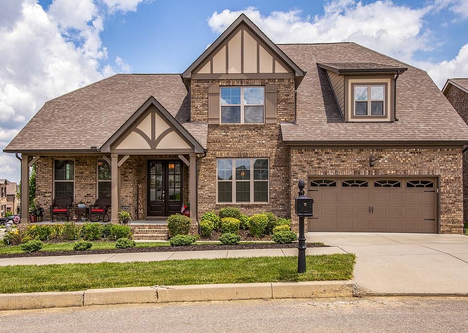 1st image of 2690 Paddock Park Dr