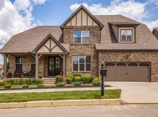 2690 Paddock Park Dr, Thompsons Station, TN 37179